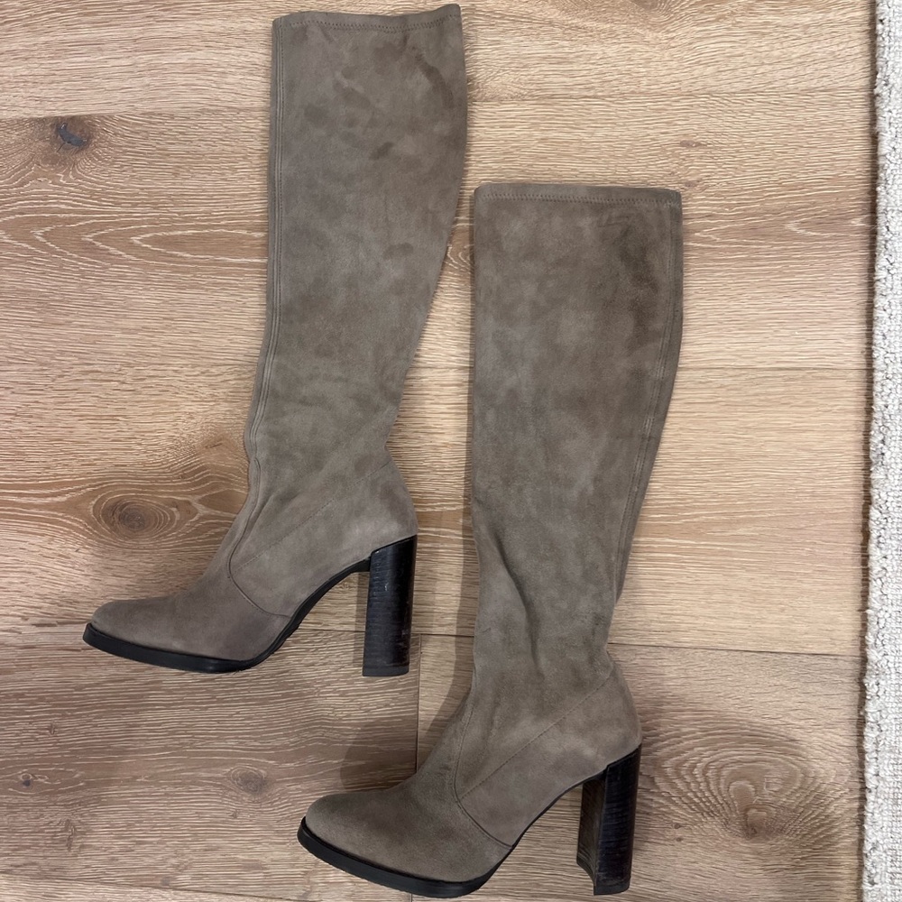 STUART WEITZMAN 'Give It Up" Suede Stretch Boot